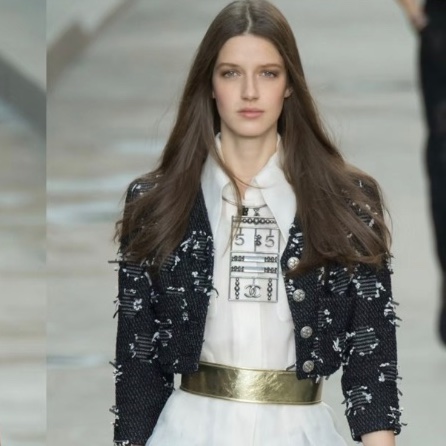 ❤️CHANEL 女權主義系列 Runway秀款 精緻短外套-2