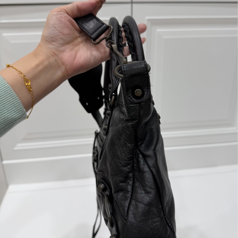 BALENCIAGA 巴黎世家 city first 黑色 機車包 斜背包 側背包 肩背包 手提包-17
