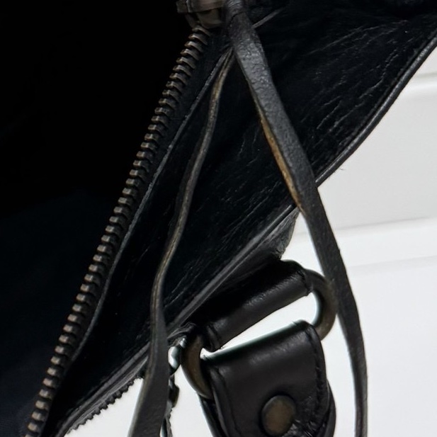 BALENCIAGA 巴黎世家 city first 黑色 機車包 斜背包 側背包 肩背包 手提包-31