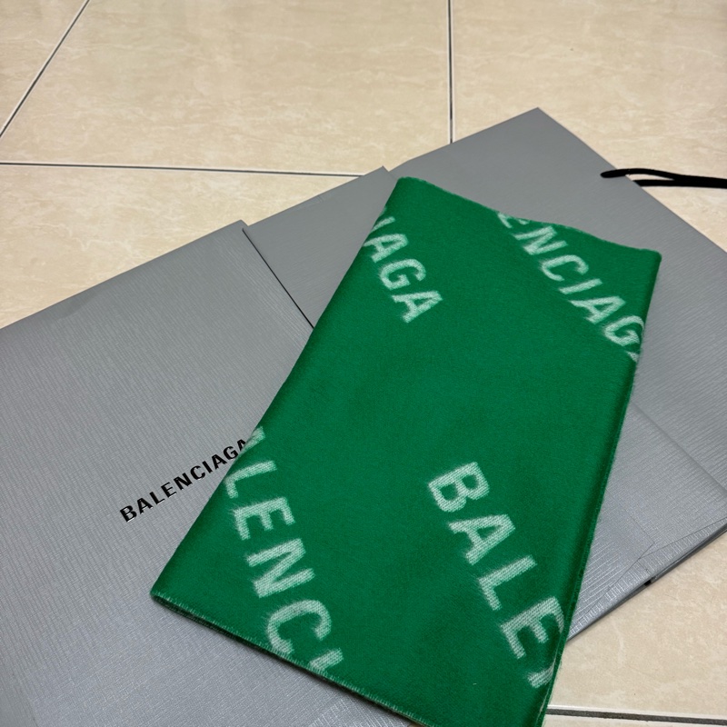 BALENCIAGA 巴黎世家 經典LOGO雙面撞色羊毛長圍巾.綠-0