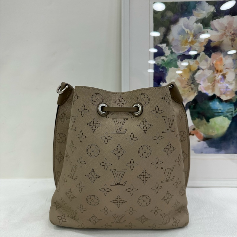 LV大象灰牛皮鏤空muria月光女神水桶包手提斜背包 晶片款-2