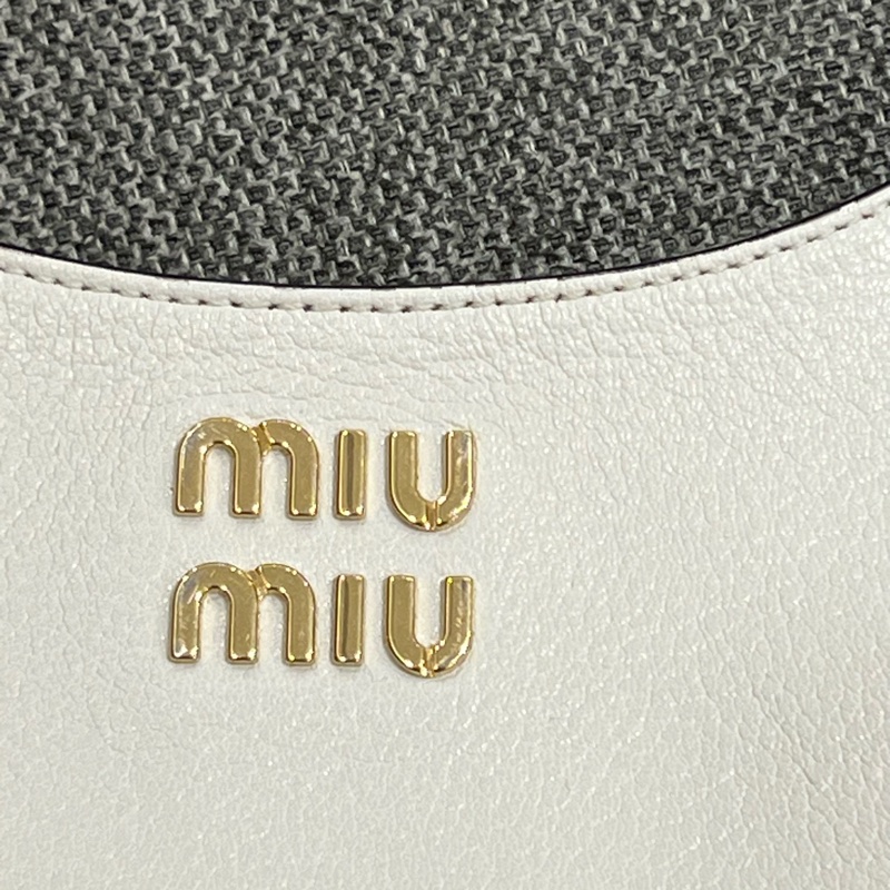 Miumiu白色腋下包 肩背包🤍 山羊皮-2