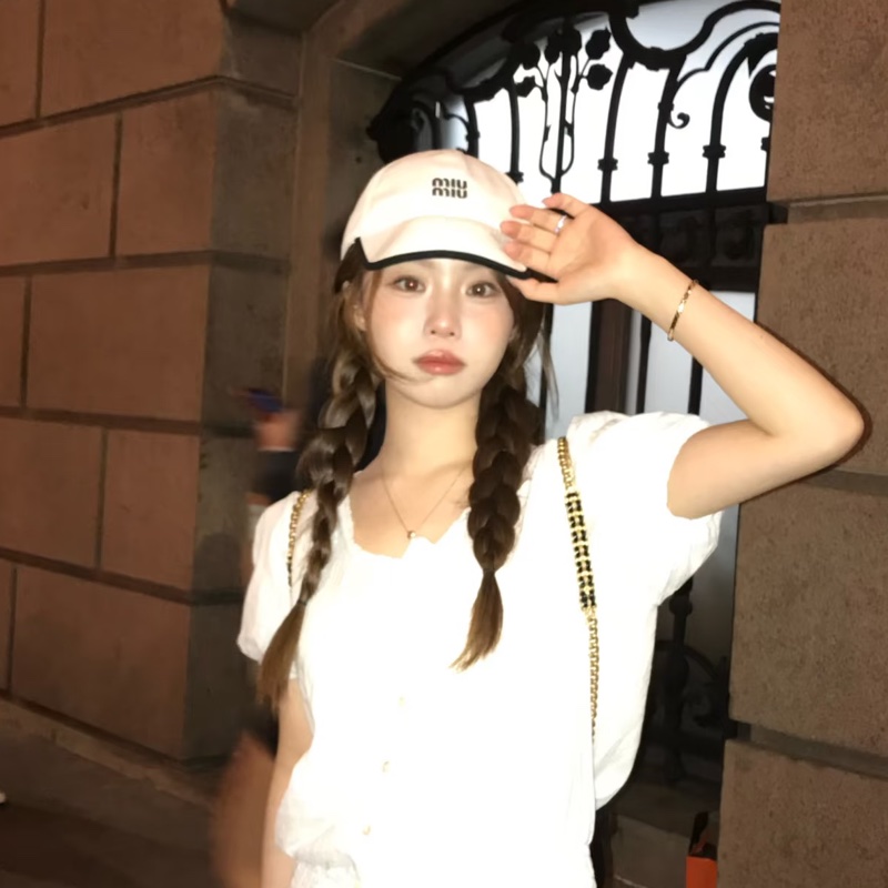 Miumiu 白色棒球帽-2