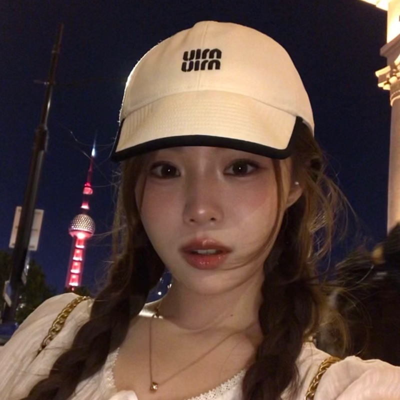 Miumiu 白色棒球帽-3