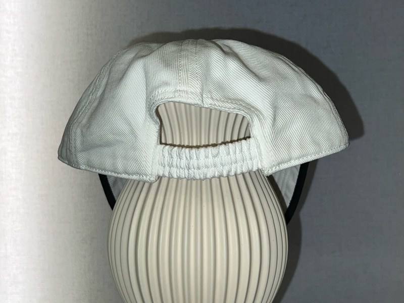 Miumiu 白色棒球帽-11