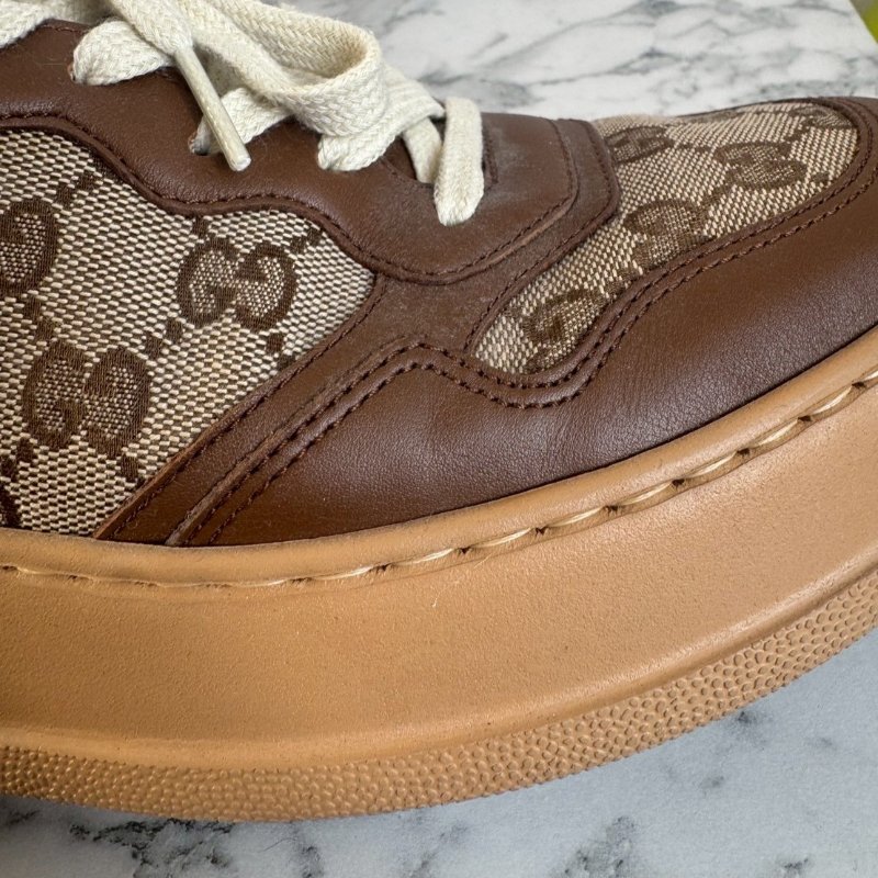 ✨送男生的精品 Gucci 焦糖色緹花休閒男鞋-3