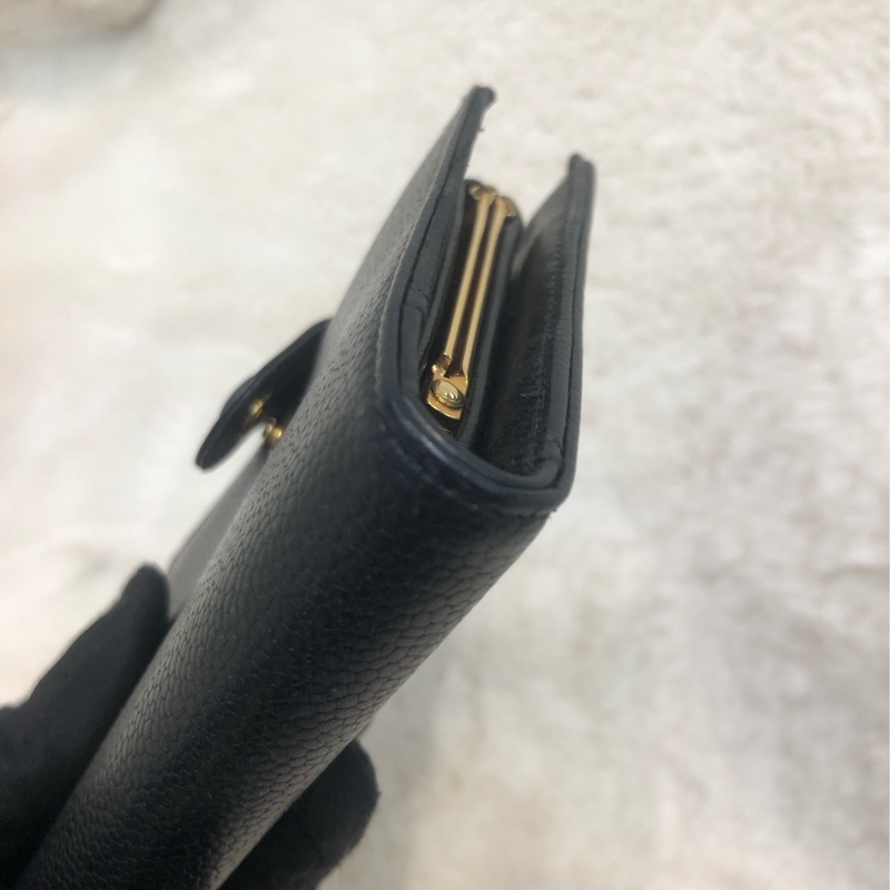 Chanel 中古黑色荔枝牛皮短夾 XC244-7