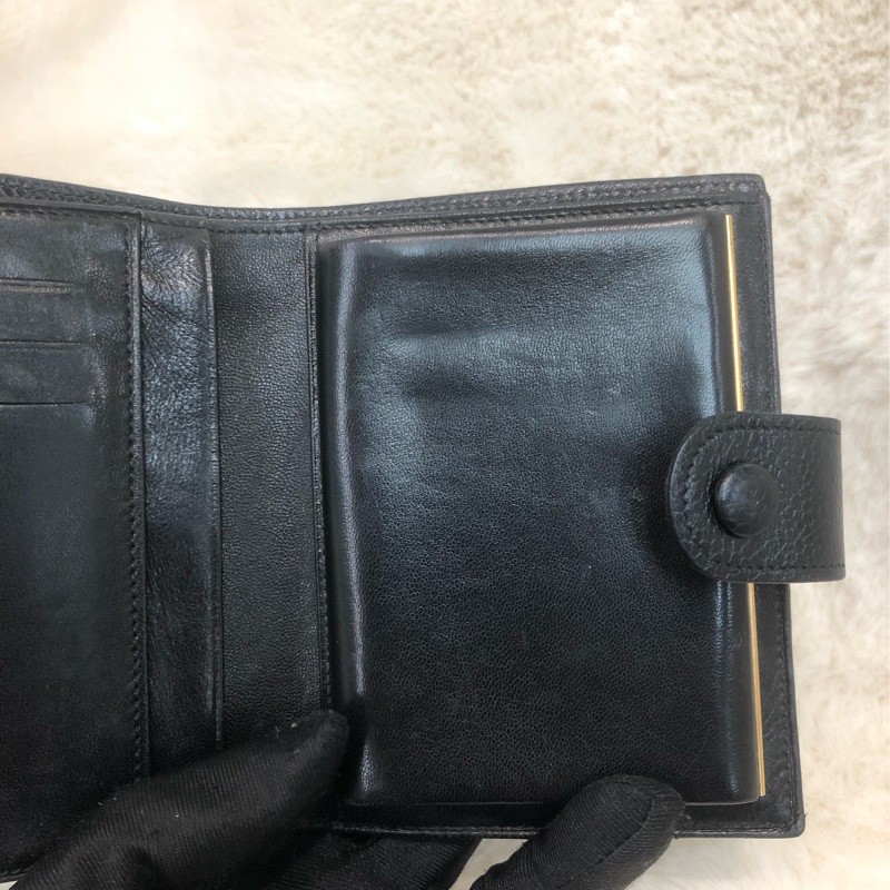 Chanel 中古黑色荔枝牛皮短夾 XC244-11