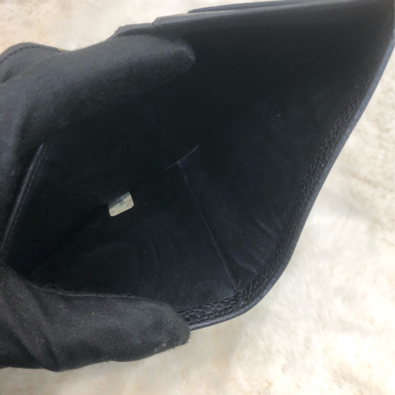 Chanel 中古黑色荔枝牛皮短夾 XC244-15