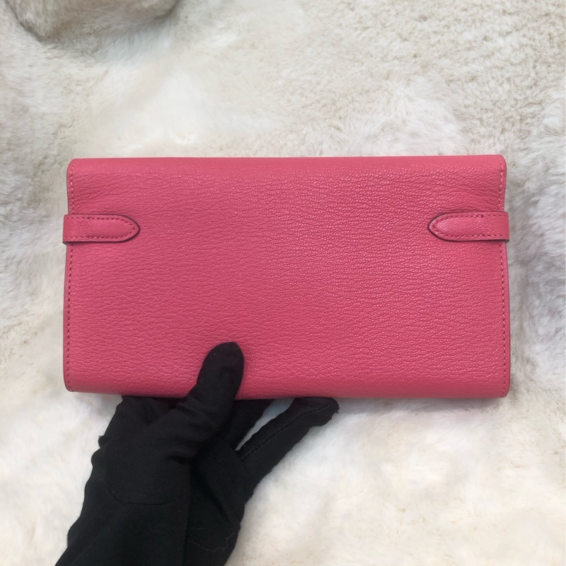 Hermes 粉色山羊皮Kelly 銀扣長夾 XC246-1