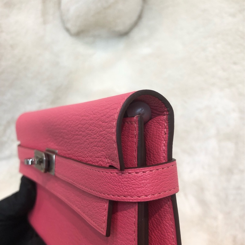 Hermes 粉色山羊皮Kelly 銀扣長夾 XC246-8