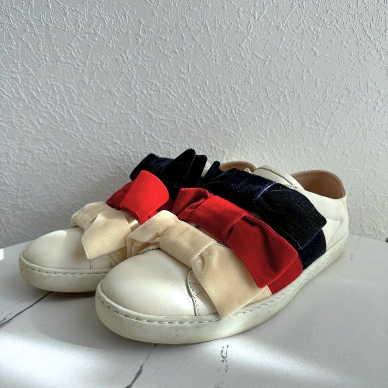 ✨超可愛 Gucci 紅米白深藍蝴蝶結白鞋-0