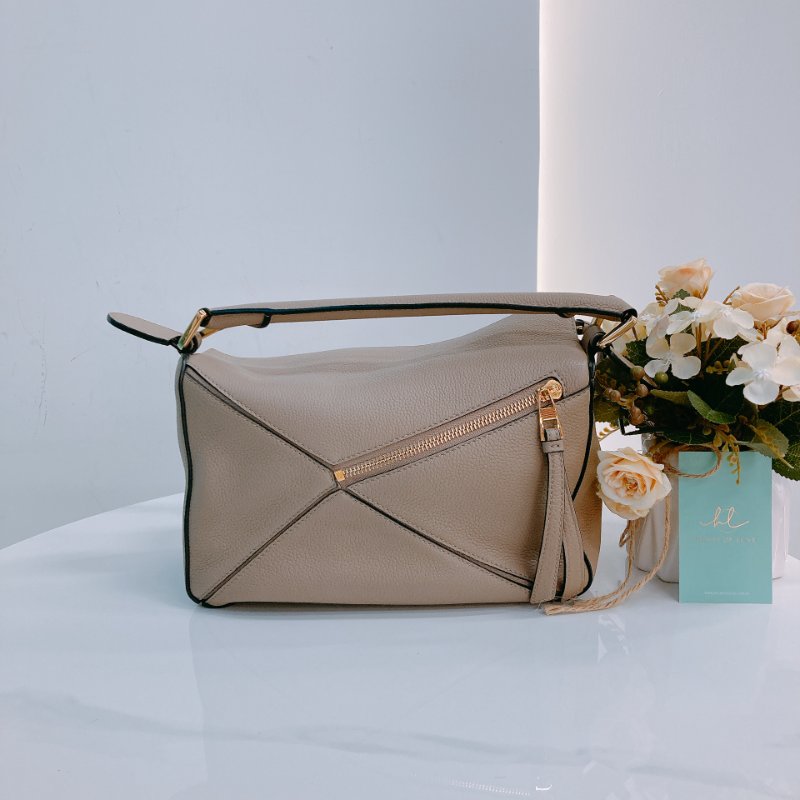 MS0544 Loewe 羅意威 小號 大地色系金扣 手提斜背包 Puzzle Small Grained Calfskin Sand x GHW-1