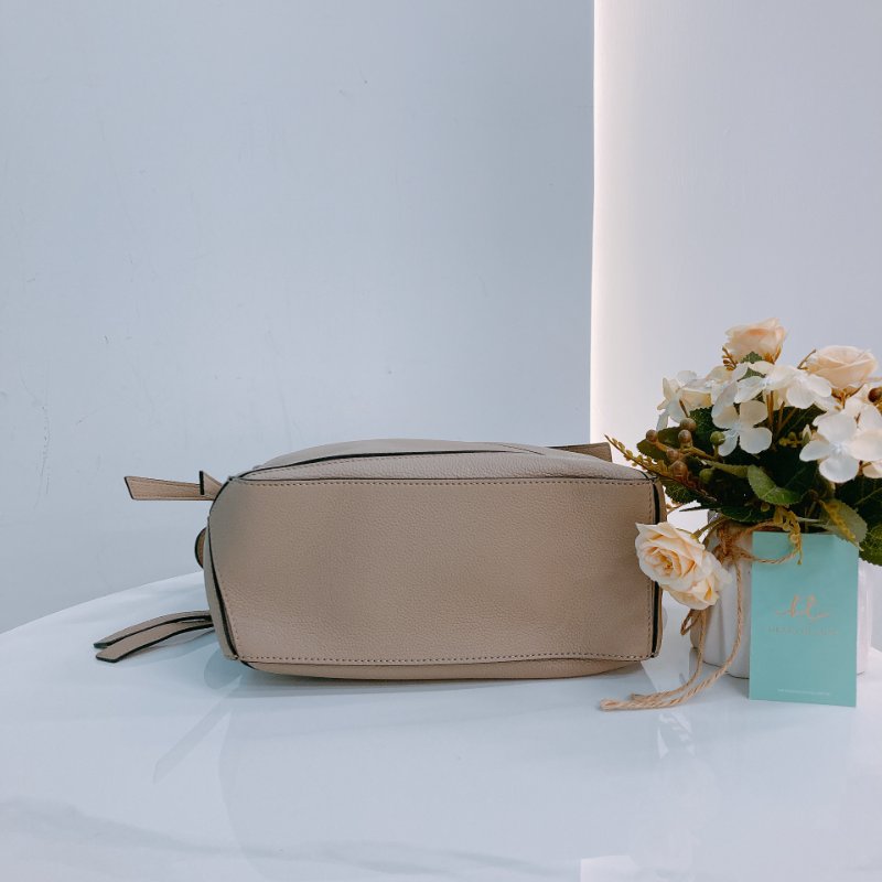 MS0544 Loewe 羅意威 小號 大地色系金扣 手提斜背包 Puzzle Small Grained Calfskin Sand x GHW-4