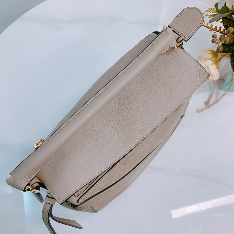 MS0544 Loewe 羅意威 小號 大地色系金扣 手提斜背包 Puzzle Small Grained Calfskin Sand x GHW-9