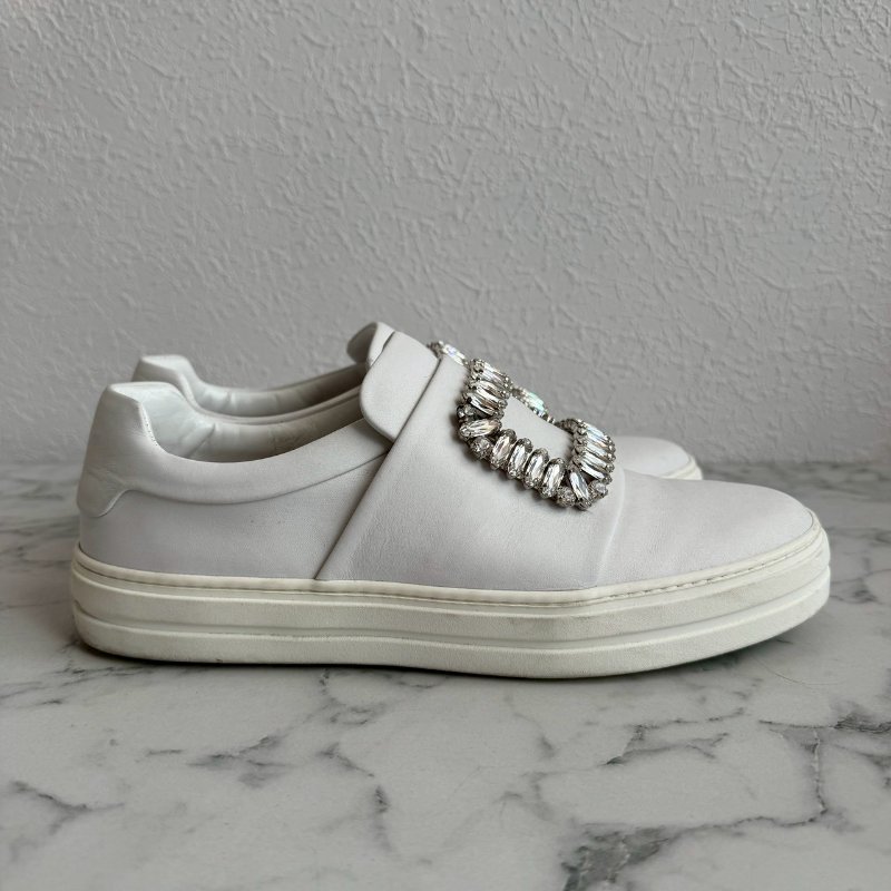 ✨貴婦都愛 RV 白色厚底水鑽方扣樂福鞋-2