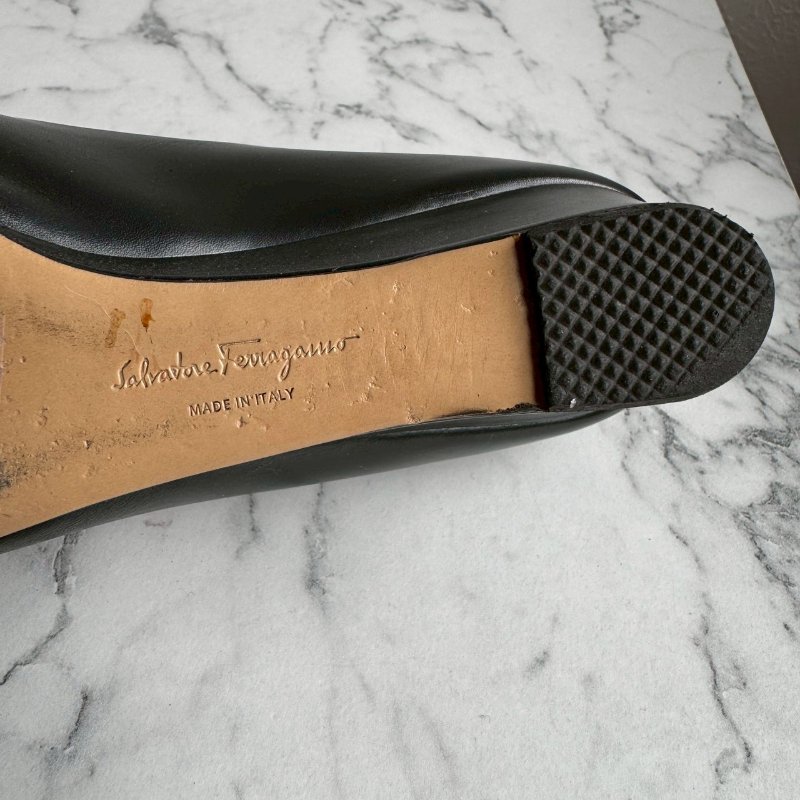 ✨櫃姐上班款 FERRAGAMO黑色厚底超穩高跟鞋-10