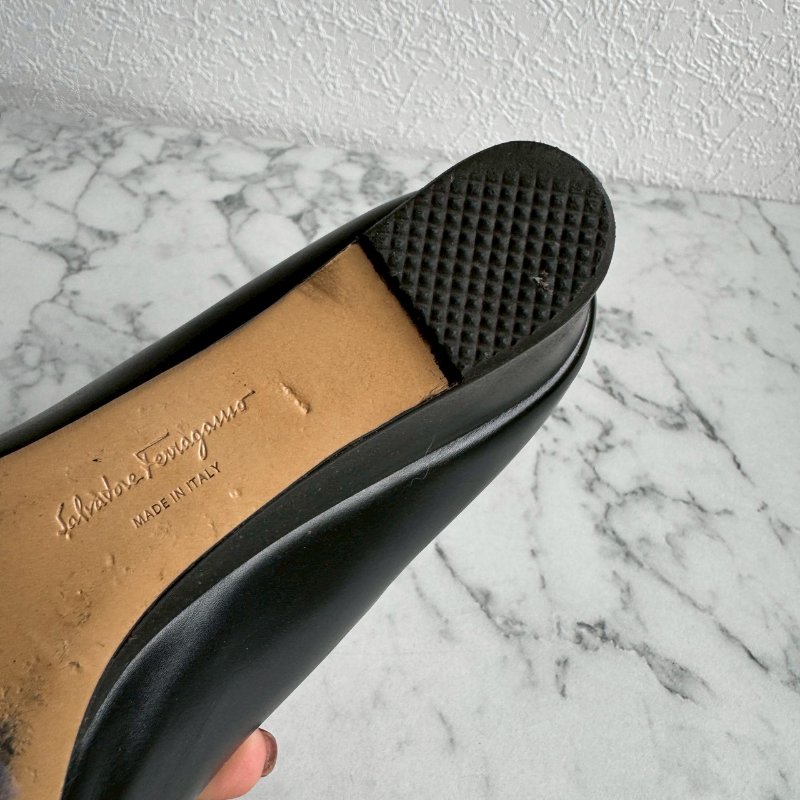 ✨櫃姐上班款 FERRAGAMO黑色厚底超穩高跟鞋-16