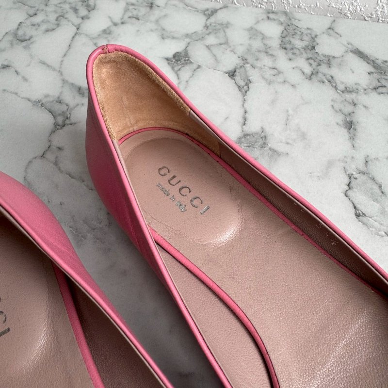 ✨狀況超好 Gucci 粉色卯釘低跟低跟休閒鞋(34.5喔)-5