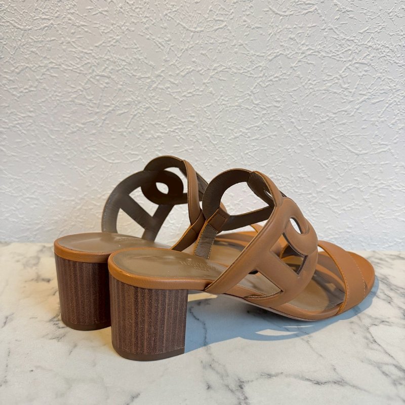 ✨腳型不合割愛 Hermes 焦糖色低跟涼鞋(39.5)-1