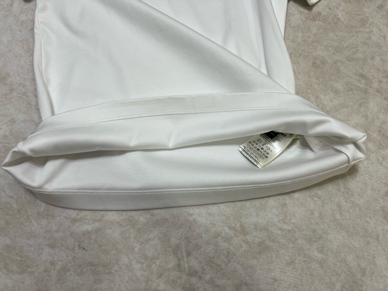 Fendi立體壓紋字母 T恤-6