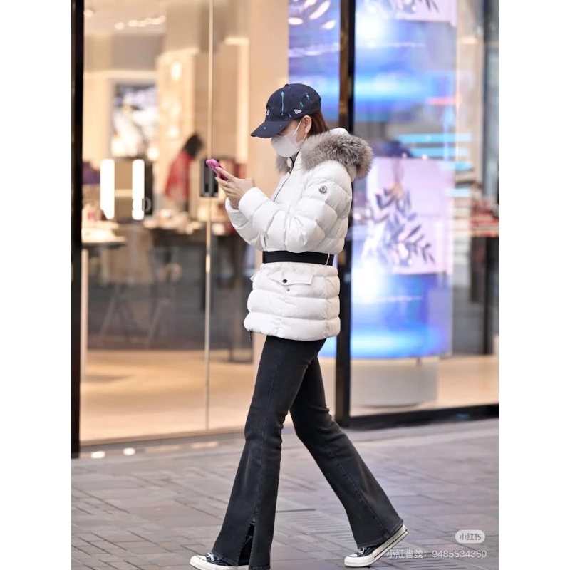 Moncler Clion 『現貨』氣質白色 黃金尺碼1號 99新 絕版真皮草狐狸毛款式 附件原廠塵套-1