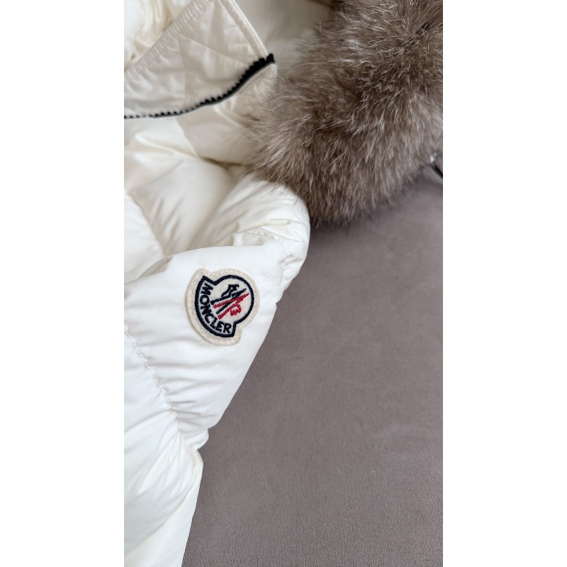 Moncler Clion 『現貨』氣質白色 黃金尺碼1號 99新 絕版真皮草狐狸毛款式 附件原廠塵套-9