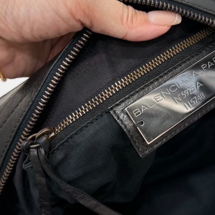 BALENCIAGA 巴黎世家 Motorcycle City 黑色 機車包 斜背包 肩背包 側背包 手提包-36