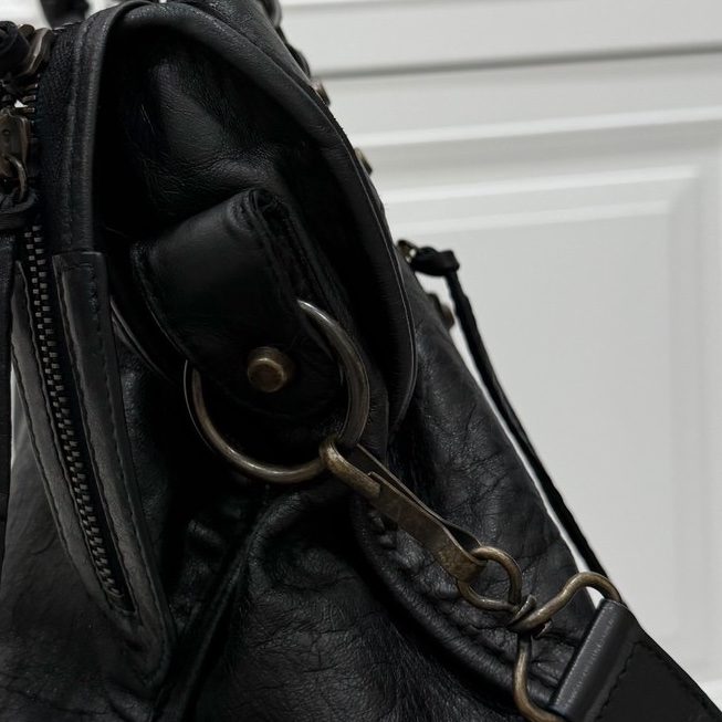 BALENCIAGA 巴黎世家 Motorcycle City 黑色 機車包 斜背包 肩背包 側背包 手提包-39