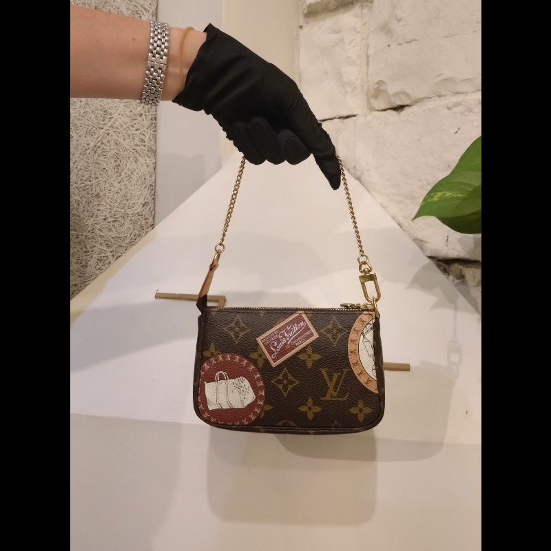 LV 老花限定行李箱圖騰15公分金鍊小包-1
