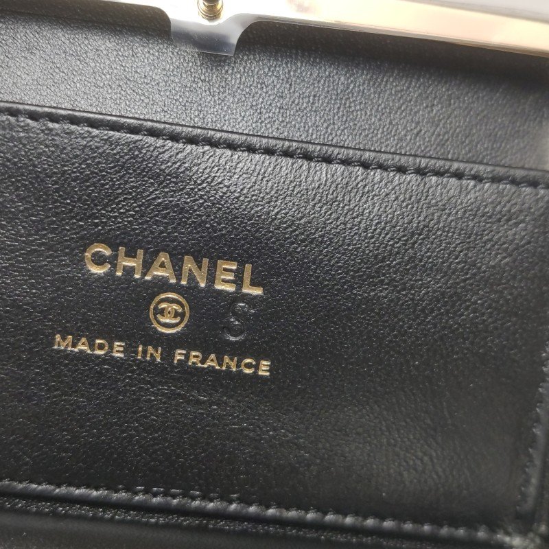 Chanel Boy Bag羊皮純色方形雙C鎖扣斜挎包單肩包 9.8新-9