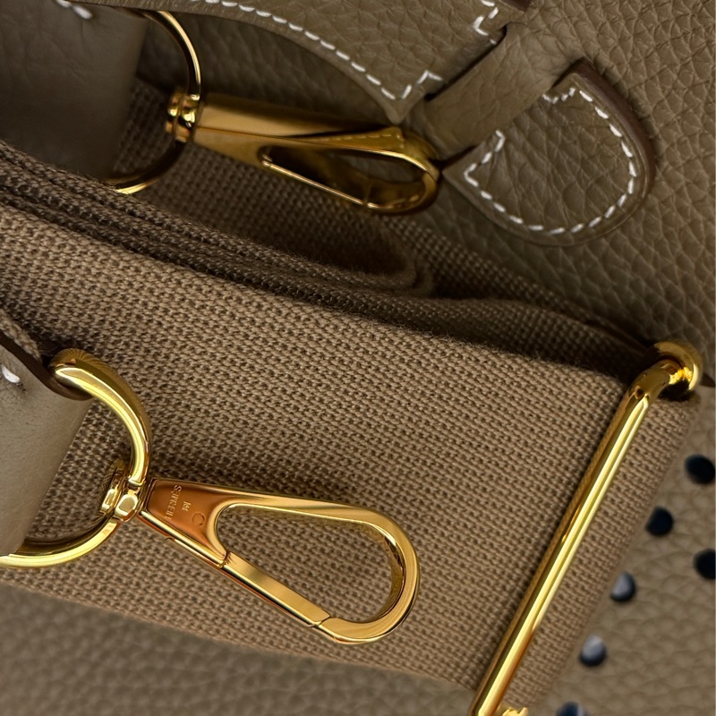 Evelyne III 29🤎大象灰金釦K刻-5