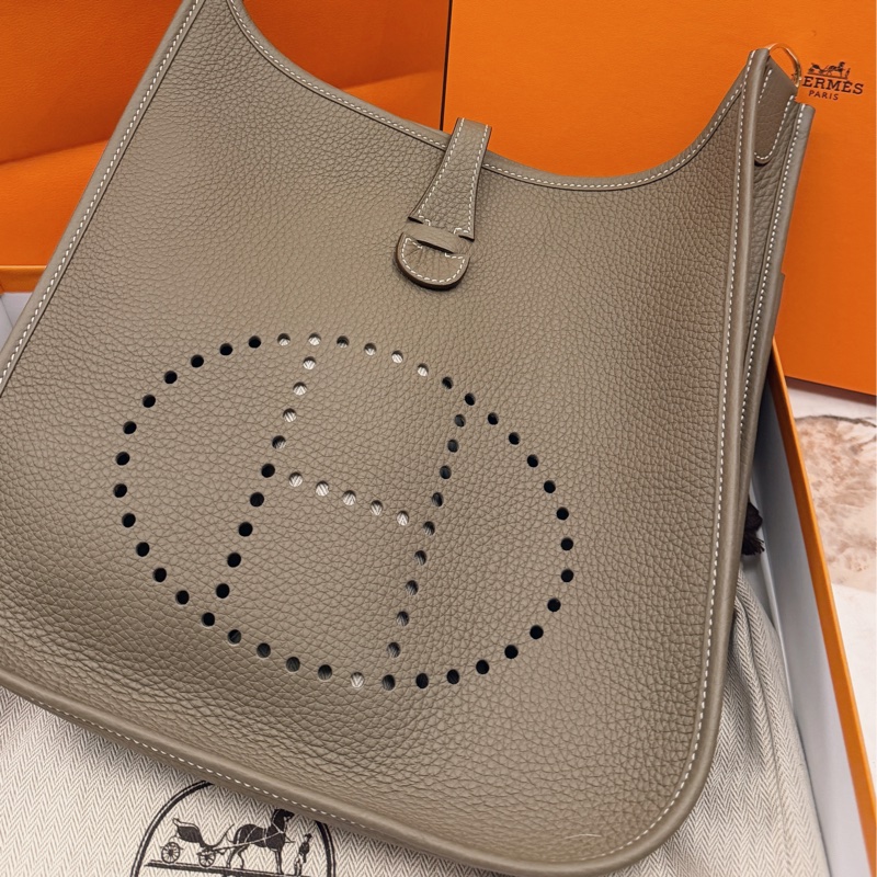 Evelyne III 29🤎大象灰金釦K刻-7