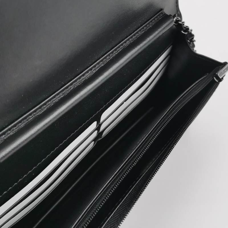 Chanel牛皮緞面純色水鑽裝飾雙C標識斜挎包單肩包 晶片款 9.8新-6