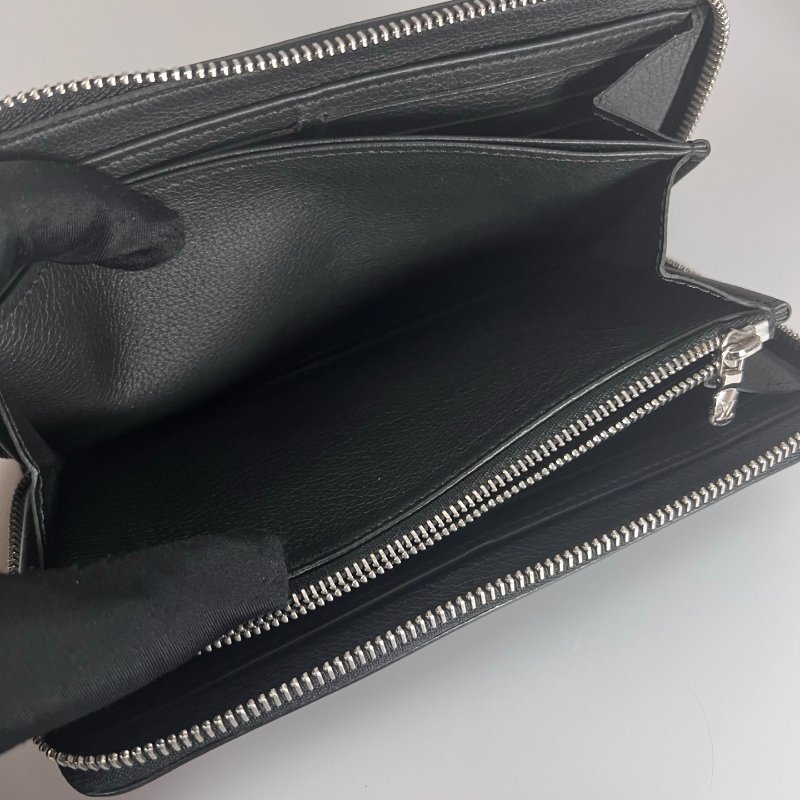 LV M62622 黑牛皮大LOGO長夾-6