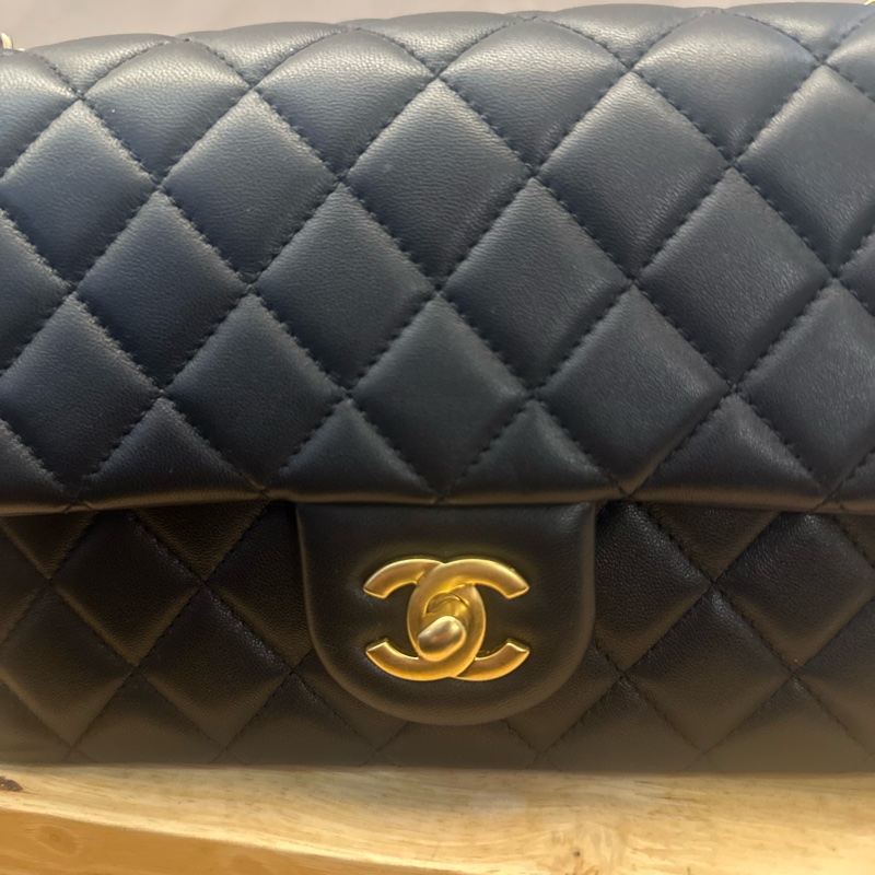 Chanel 2023 CF 山茶花金球調節鏈-11