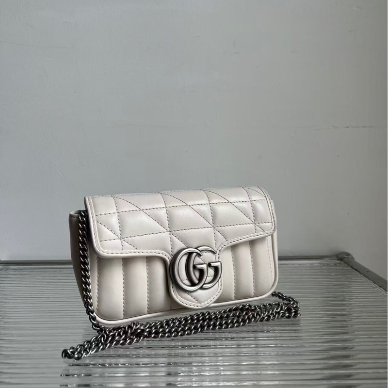 🔥新到:Gucci / 古馳 迷你馬蒙 Marmont 白色新豎條斜紋鏈條 尺寸:16.5*10*4.5-0