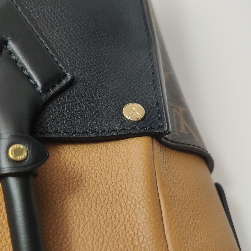 Louis Vuitton(LV)On My Side 中號牛皮拼色老花旋扣斜挎包單肩包晶片款-11