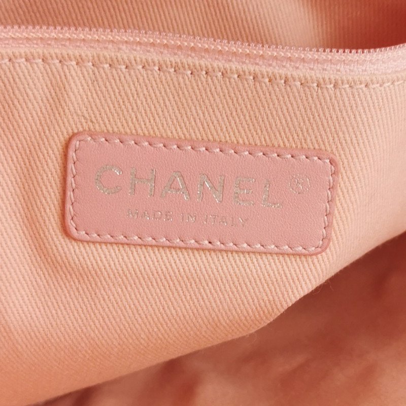 Chanel Deauville沙灘包小號牛皮拼色大Logo字母單肩包-7