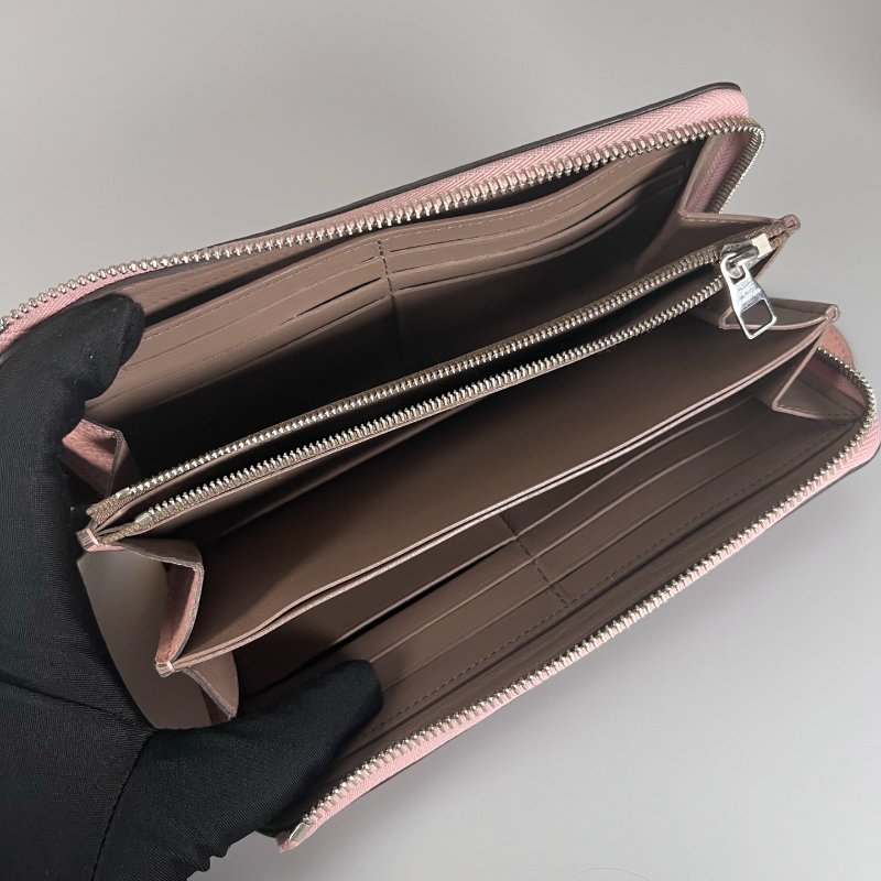 LV M63103 粉色Veau Cachemireㄇ拉長夾-4