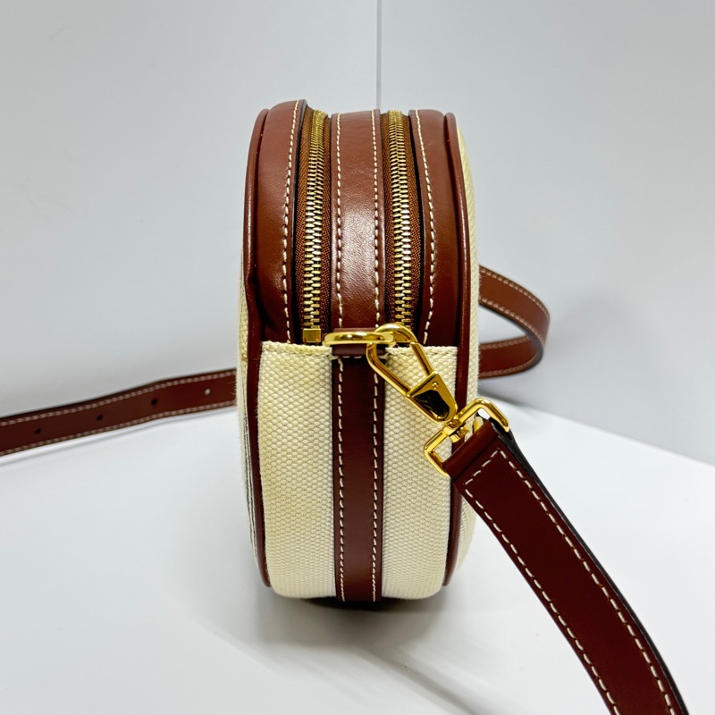 【極新🎁 好溫柔】 Burberry 巴寶莉 圓餅包 斜背包（專櫃63,000)-7