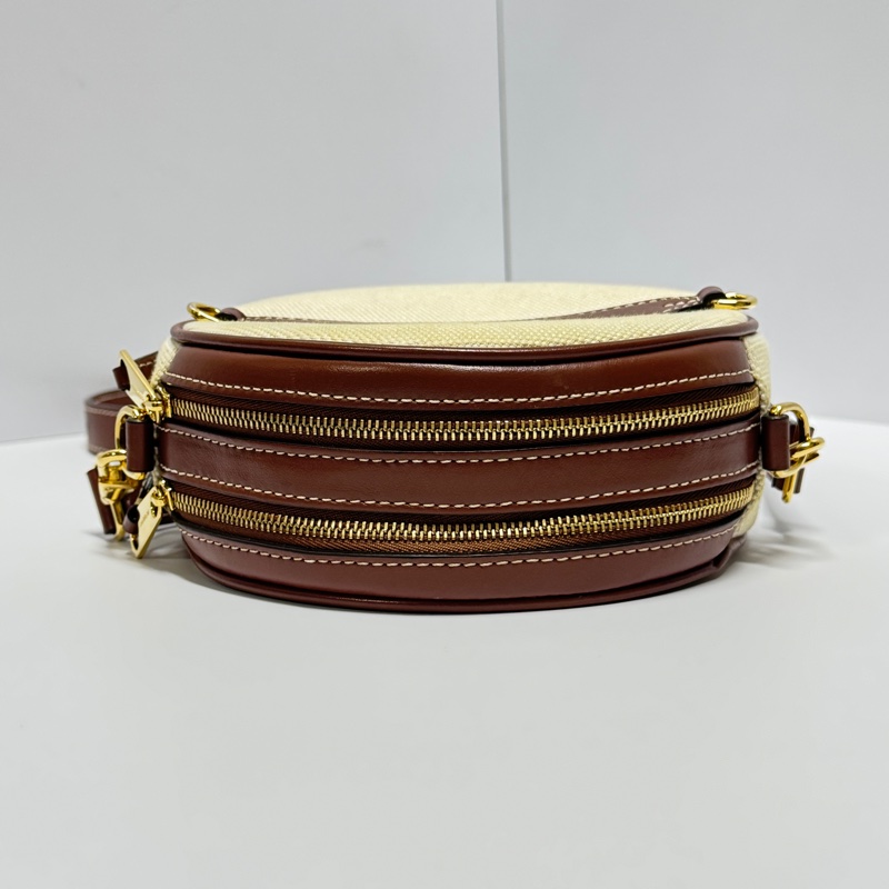 【極新🎁 好溫柔】 Burberry 巴寶莉 圓餅包 斜背包（專櫃63,000)-9
