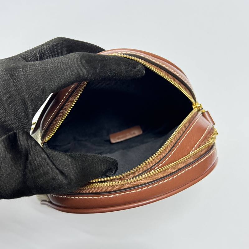 【極新🎁 好溫柔】 Burberry 巴寶莉 圓餅包 斜背包（專櫃63,000)-13