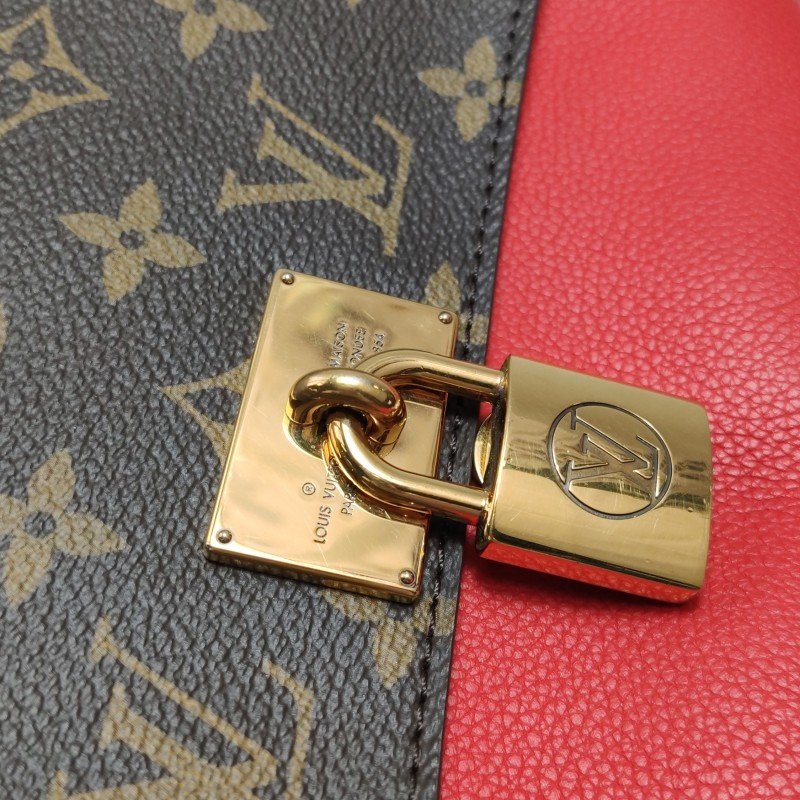 Louis Vuitton(LV)Marignan牛皮植鞣革老花拼皮鎖頭扣斜挎包單肩包晶片款-9