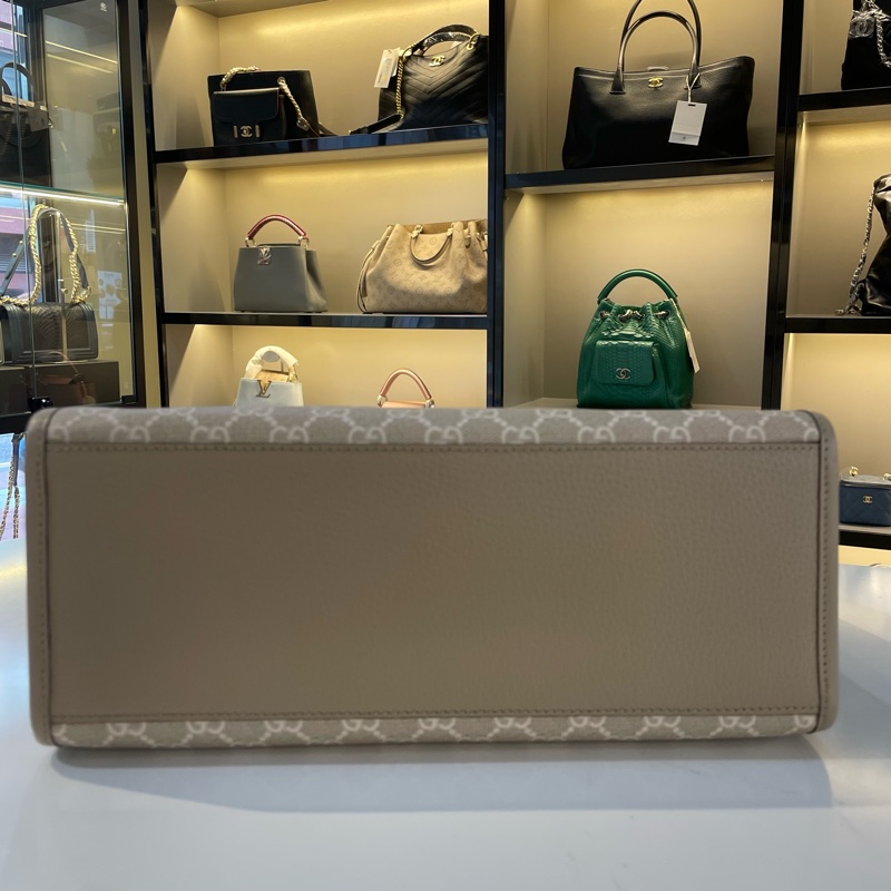 GUCCI 古驰 GG Retro系列 老花Logo互扣双G-12