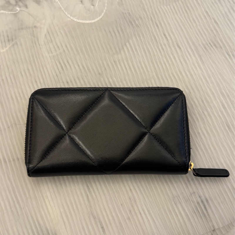 Chanel黑19ㄇ拉中夾 超好看❤️-1