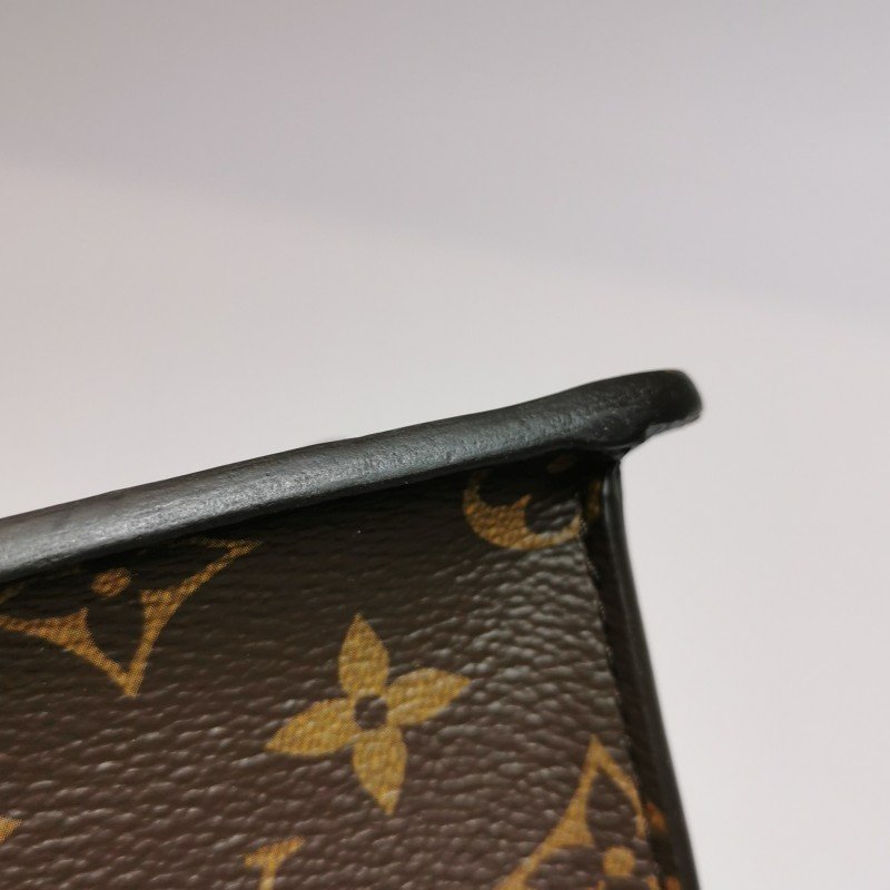 Louis Vuitton(LV)Spring Street牛皮漆皮老花壓紋S-lock鎖扣斜挎包單肩包晶片款-15