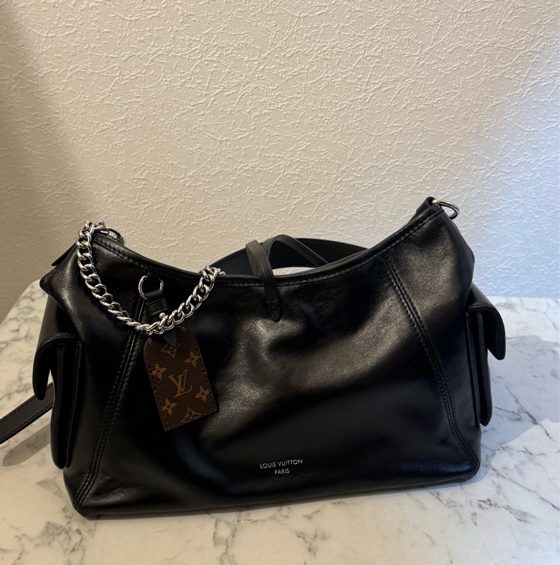 LV 黑皮革carry all pm 最搶手的黑武士😻-0