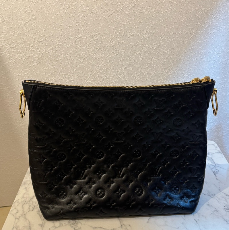 LV M12068黑壓紋 Coussin HOBO MM兩用包-1
