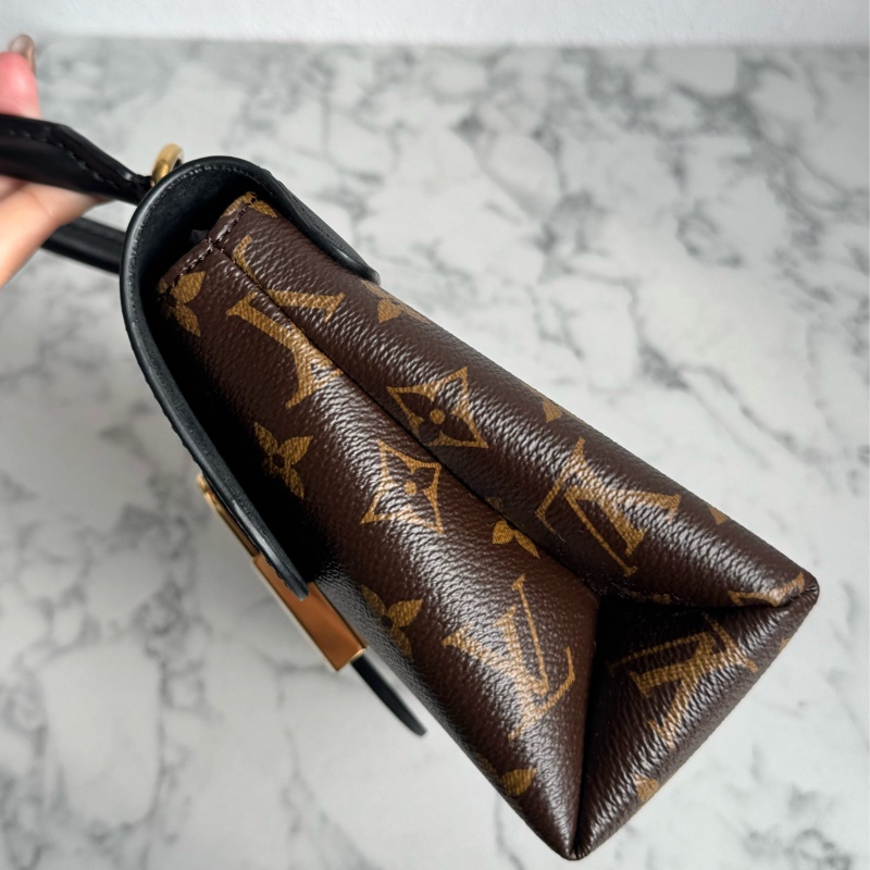 LV M44141花紋/黑Locky bb兩用包  絕版了🥹-3